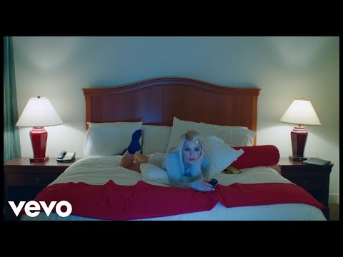 Carly Rae Jepsen - Party For One