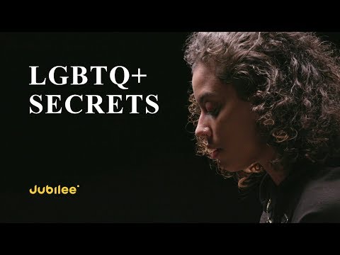 People Read Strangers&#039; LGBTQ Secrets