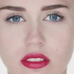 Miley Cyrus – Wrecking Ball – Music Video